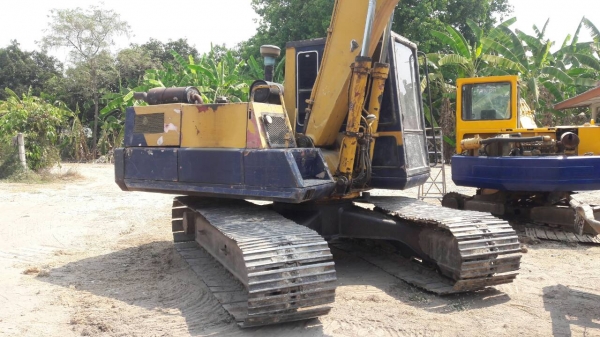 ขาย 365,000 KOMATSU pc 120-3 เครื่องดีปั้มแรงช่วงล่างสวยแอร์หนาวรถสวยพร้อมใช้ 090-772-3710 090-772-3708