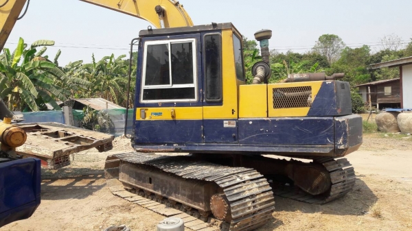 ขาย 365,000 KOMATSU pc 120-3 เครื่องดีปั้มแรงช่วงล่างสวยแอร์หนาวรถสวยพร้อมใช้ 090-772-3710 090-772-3708