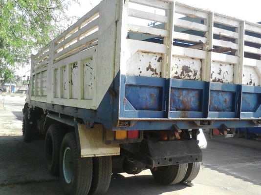 รถฮีโน่ 10 ล้อดั้ม FM227 เปลื่ยนเครื่อง 260 แรงม้า. ปี 33.   สนใจติดต่อ  081 - 6079515