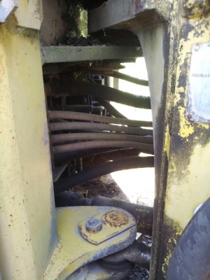 รถตัก KOMATSU  WA - 380 - 3.    สนใจติดต่อ  081 - 6079515