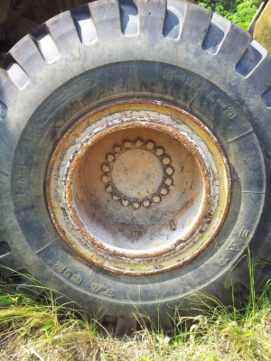 รถตัก KOMATSU  WA - 380 - 3.    สนใจติดต่อ  081 - 6079515