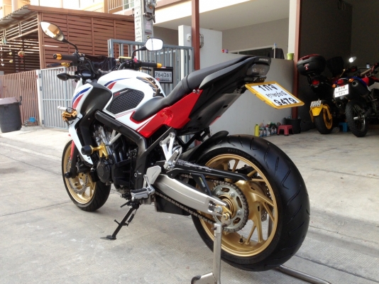 ((ดาวน์44000))ขาย CB650f ปี2014 TRI-Color ท่อFull วิ่ง8xxx km ราคา244000 บาท ((ดาวน์44000))ขาย CB650f ปี2014 TRI-Color ท่อFull วิ่ง8xxx km ราคา244000 บาท