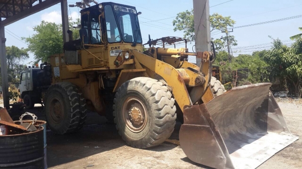 ขออนุญาติขายรถตัก 936 พร้อม  ใช้งานเอกสารเล่มเก๋งแอร์ ราคา 950000 สนใจติดต่อ  ช่างดำ  0853224877-0988930465