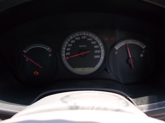 ISUZU SPARK EX, 2.5 D-MAX ขายไม่แพง มือแรก ตู้สูง1.9เมตร เครื่อง2.5com