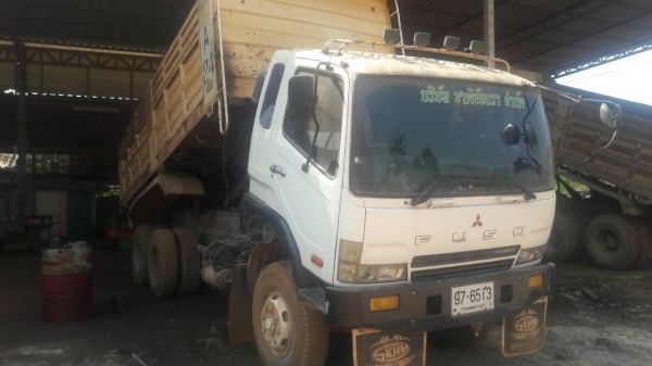 ขออนุญาติขาย สิบล้อ ดั้ม สอง เพลาหลงเธอ โบ627 เอกสาร พร้อมโอนราคา 1150000สนใจติดต่อ  ช่างดำ  0853224877-098893046