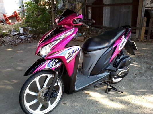 ขายClick125i หัวฉีด ปี56 คอมบายเบรค ล้อแม็ก