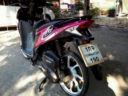 ขายClick125i หัวฉีด ปี56 คอมบายเบรค ล้อแม็ก