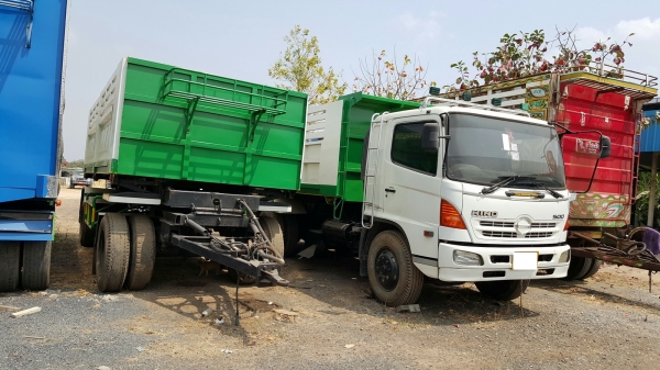 ขาย Hino mega 260 แรง แม่ลูกดั้มพ์ สภาพพร้อมใช้ โทร 088-4501277