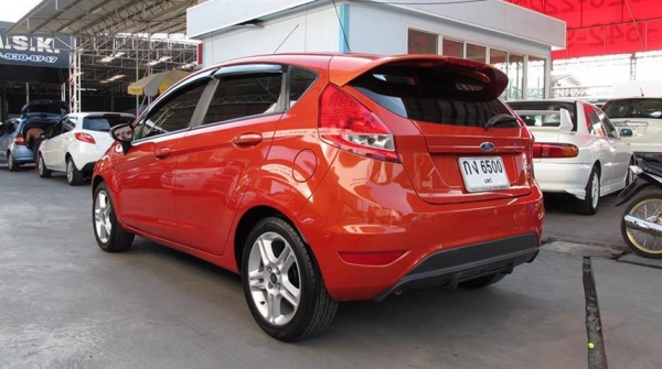 ForD FiesTa 1.6S รุ่นท็อป สีแดง ปี2011 ForD FiesTa 1.6S รุ่นท็อป สีแดง ปี2011