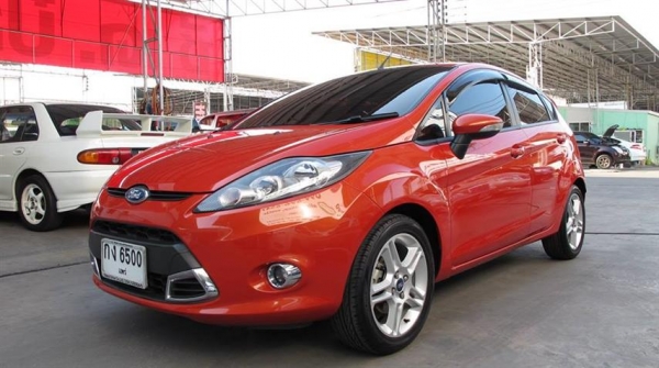 ForD FiesTa 1.6S รุ่นท็อป สีแดง ปี2011 ForD FiesTa 1.6S รุ่นท็อป สีแดง ปี2011