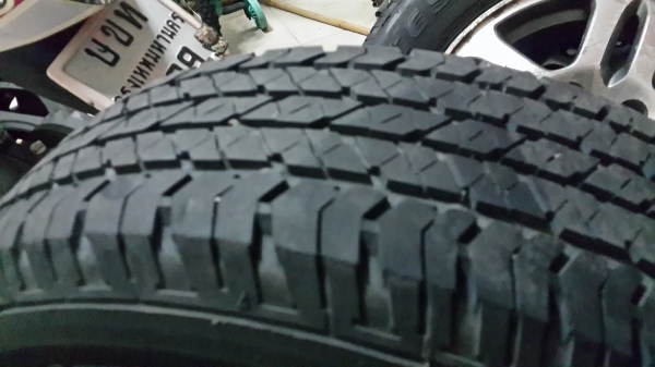 ล้อแม๊กซ์ พร้อมยาง ขอบ 15" ล้อแม๊กซ์ พร้อมยาง ขอบ 15"