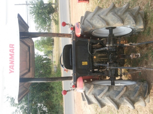 รถแทรกเตอร์ยันม่าร์ 35 แรงม้า