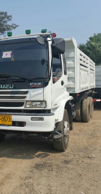 สิบล้อ อีซูชุ 320ปี50 แม่ลูก3คาน ดั้มสามมิต สภาพดีสวยเดิมๆพร้อมใช้งาน ทะเบียนพร้อมโอน สิบล้อ อีซูชุ 320ปี50 แม่ลูก3คาน ดั้มสามมิต สภาพดีสวยเดิมๆพร้อมใช้งาน ทะเบียนพร้อมโอน