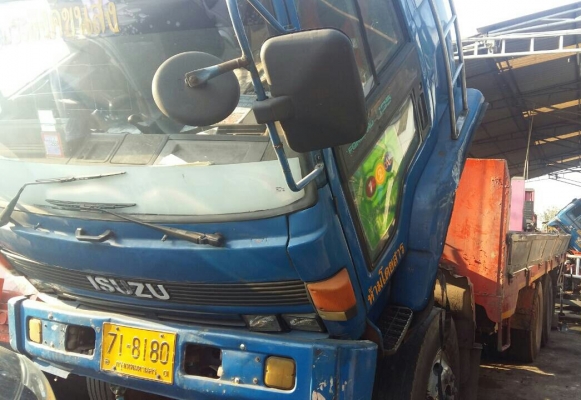 สิบล้อ อีซูซุ แคชชีหัวยาว วางหัวร็อค 195เพาเดียว ยางเรเดี้ยล พื้นเรียบยาว 6.50ม สภาพดีสวยพร้อมใช้ เล่มทะเบียน เอกสารชุดโอนพร้อม ราคา355,000บ ต่อรองได้