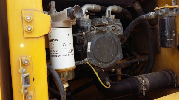 รถขุด Komatsu 160-8 ชั่วโมงงาน9000 รถขุด Komatsu 160-8 ชั่วโมงงาน9000