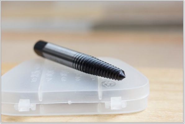 ขายถอนเกลียวซ้ายชุด5ดอก Kugel