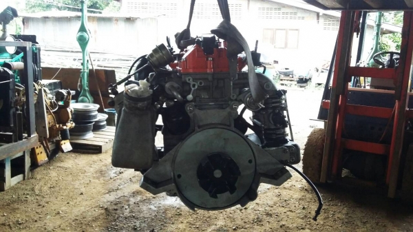 เครื่องเจทสกี Hydrospace S4 ถอดจากเครื่องHydrospace s4 เพื่ออัปเป็น1100 สภาพกริ็บทุกอย่าง ยกเว้นข้อเหวี่ยงเสียอย่างเดียว