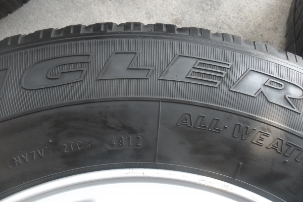 ล้อแม็ก16นิ้ว6รุ อีซูสุ พร้อมยาง สวยๆ 4 ล้อ ราคา 7900 บาท