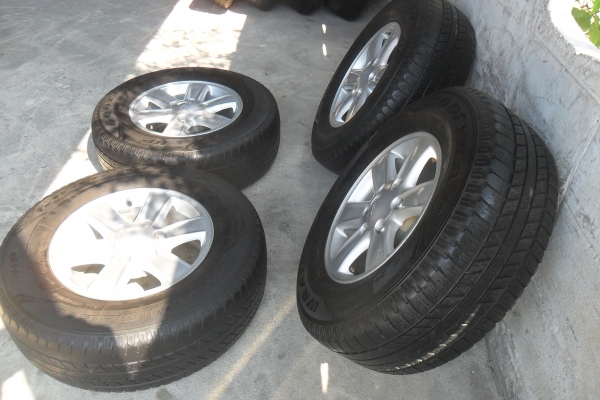 ล้อแม็ก16นิ้ว6รุ อีซูสุ พร้อมยาง สวยๆ 4 ล้อ ราคา 7900 บาท