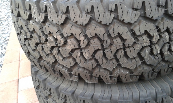 ยาง BF32 ขอบ15 พร้อมแม็กนอกสองชิ้น