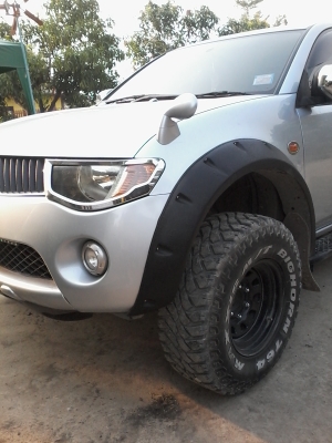 ขายรถแต่งพร้อมใช้สีเดิมทุกชิ้นไม่เคยทำสี ราคาลดไปเลย