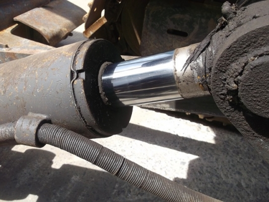 ขาย !!! >> KOBELCO SK045-2 << สนใจโทร 098-2492100