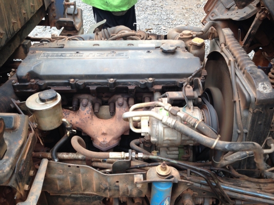 ขายรถ4ล้อNKRการ์ตูน120แรง 3.30เมตร