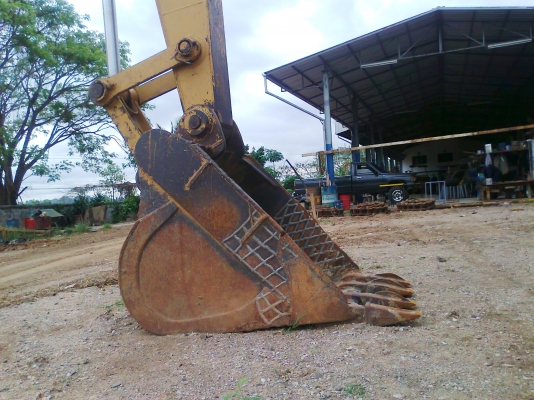 ขายด่วน..รถแบคโฮ CAT E300 B รถสวย ทรงดี พร้อมใช้งาน ระบบดี แรงขุดดี ทำงานไว ประหยัดน้ำมัน สุดคุ้ม.