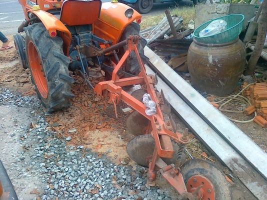 ขายคูโบต้ารุ่นL1500 ราคา75,000ส่งถึง กทม.