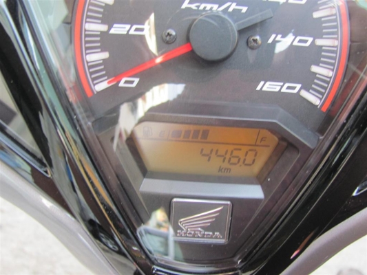 Honda click 125 I รถ 6 เดือน ไมล์ 446 ก.ม. สภาพป้ายแดง