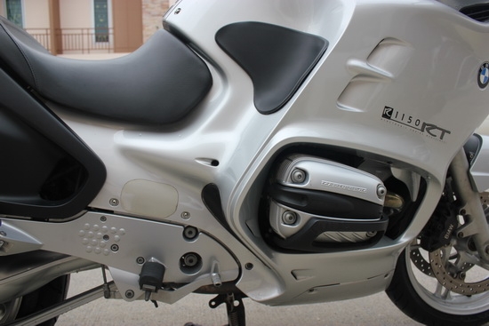 ขายBMW R1150RT ปี03 ทะเบียน พร้อมโอน กระเป๋า3ใบ.ABS.ชิวไฟฟ้าใช้งานได้ปกติ