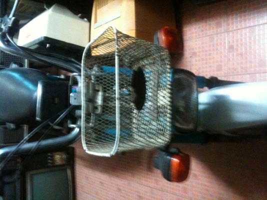 ขายชาลีตาเหลี่ยม เกียร์ออโต้ แห้ง เดิม เก่าเก็บ ส่งได้ครับ