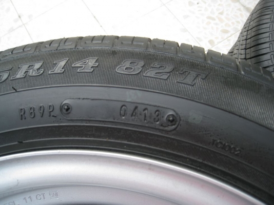 ขายกะทะล้อ toyota vios 14" 4/100 +ฝาครอบ+ยางปี13(081-3747940)
