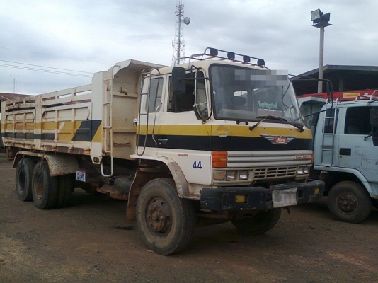 ขายด่วนรถสิบล้อสองเพลาดั้มพ์   HINO  FM  227NLD    มีระบบลากจูง สภาพเดิม  พร้อมใช้งาน