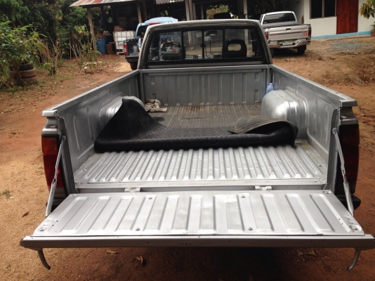 ขายนิสสันบิ๊กเอ็ม ฝาแดง2500 ปี95 /2538หัวเดียว ขายนิสสันบิ๊กเอ็ม ฝาแดง2500 ปี95 /2538หัวเดียว