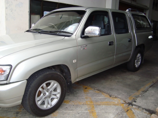 ขาย TOYOTA SPORT CRUSIER 4ประตู ปี04