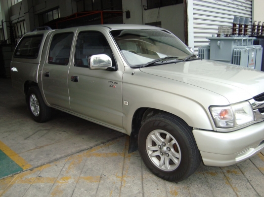 ขาย TOYOTA SPORT CRUSIER 4ประตู ปี04