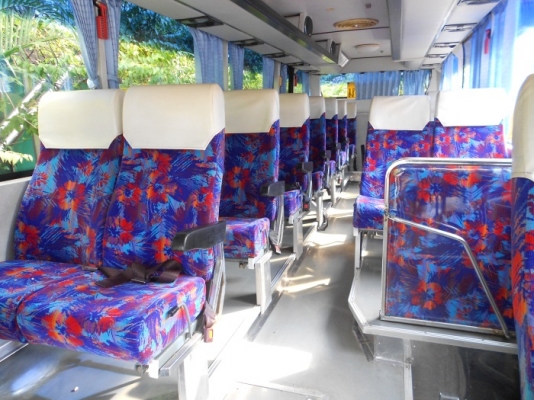 ประมูลรถบัสโรงเรียน ยี่ห้อ ฮีโน่ 26 ที่นั่ง ปี 2547