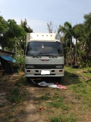 ให้เช่า 6 ล้อ ติดเครน 5 ตัน