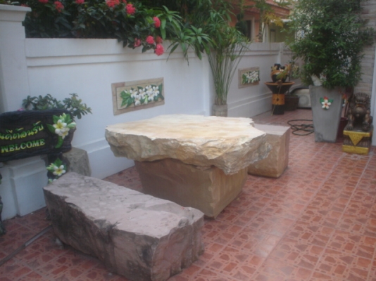 ขายบ้านราคาถูก จะไปอยู่เมืองนอก  สามล้านแปด  ต่อรองได้