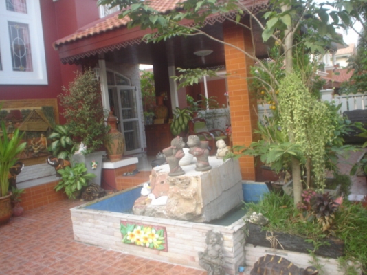 ขายบ้านราคาถูก จะไปอยู่เมืองนอก  สามล้านแปด  ต่อรองได้