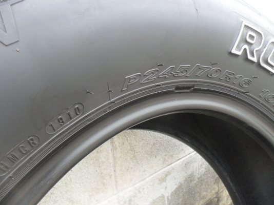 ยาง ROADSTONE 245/70R16 ปี10