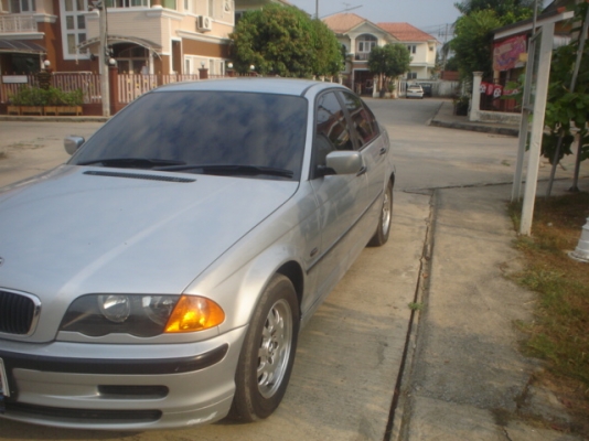 BMW318 i  E46 ออโต้ ขายดาวน์   ผ่อนไม่เคยค้างค่างวด