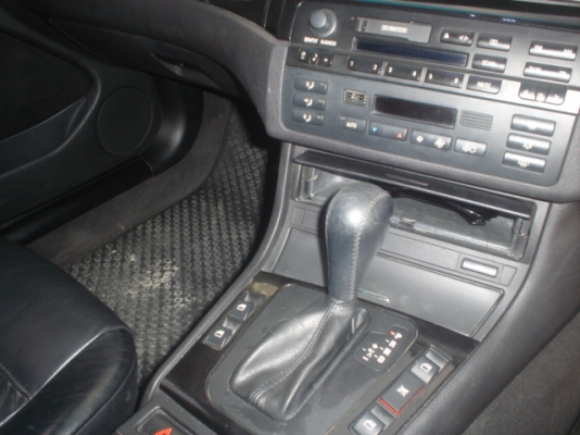 BMW318 i  E46 ออโต้ ขายดาวน์   ผ่อนไม่เคยค้างค่างวด