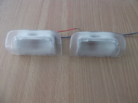 ไฟแผงประตูของToyotaสามารถแปลงใส่รถได้หลายรุ่นครับ