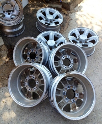 ขายล้อเล็บเหยี่ยวแท้ isuzu สภาพเดิมๆ ดุมเดิม มี 2 ชุดครับ