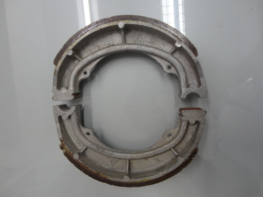 ขอบคุณ พ.เสือ ขายสายเบรคหน้า  ผ้าเบรคหลัง  k-125 สนใจโทร.081-005-8785