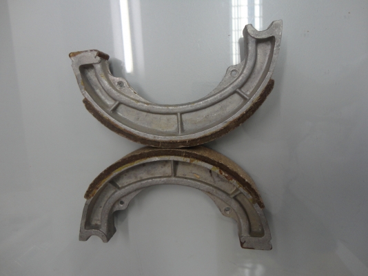 ขอบคุณ พ.เสือ ขายสายเบรคหน้า  ผ้าเบรคหลัง  k-125 สนใจโทร.081-005-8785