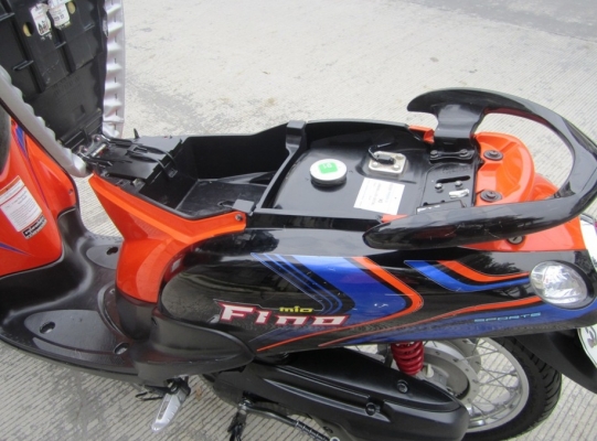 (ขายแล้วค่ะ) New Fino 2012 ลาย Sports ล่าสุด รถไม่ถึงปี  เพียง บาทเท่านั้น