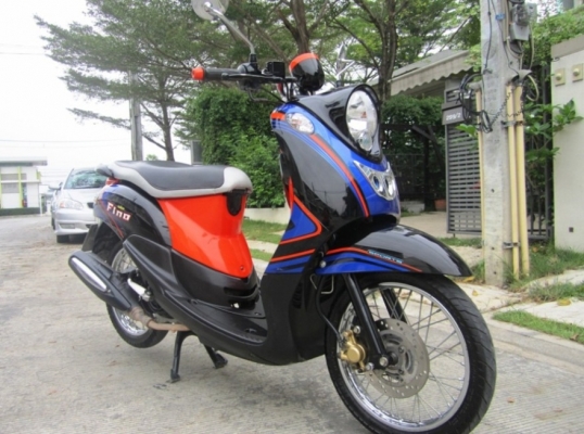(ขายแล้วค่ะ) New Fino 2012 ลาย Sports ล่าสุด รถไม่ถึงปี  เพียง บาทเท่านั้น
